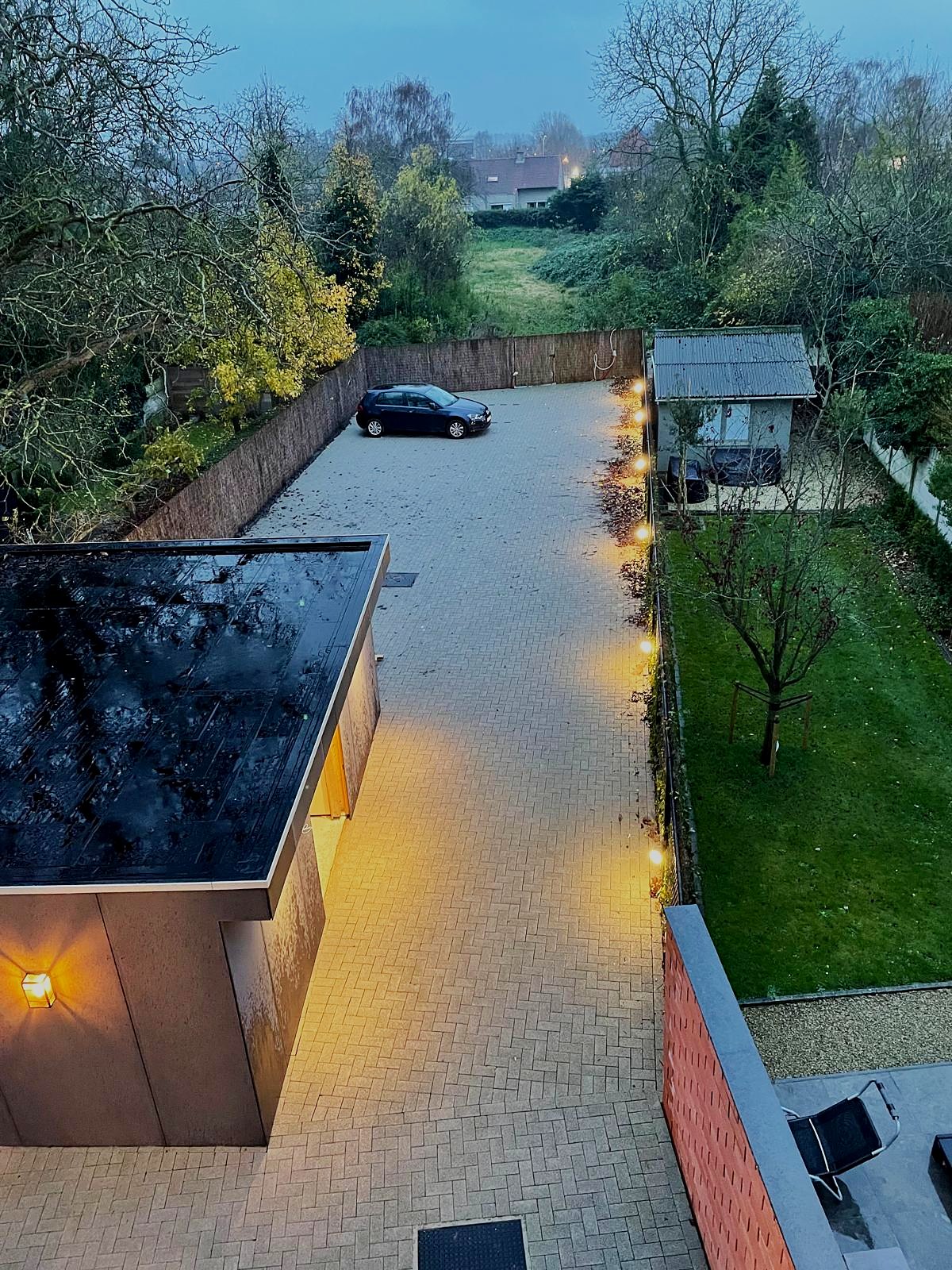 Tuin en bijgebouw achteraan
