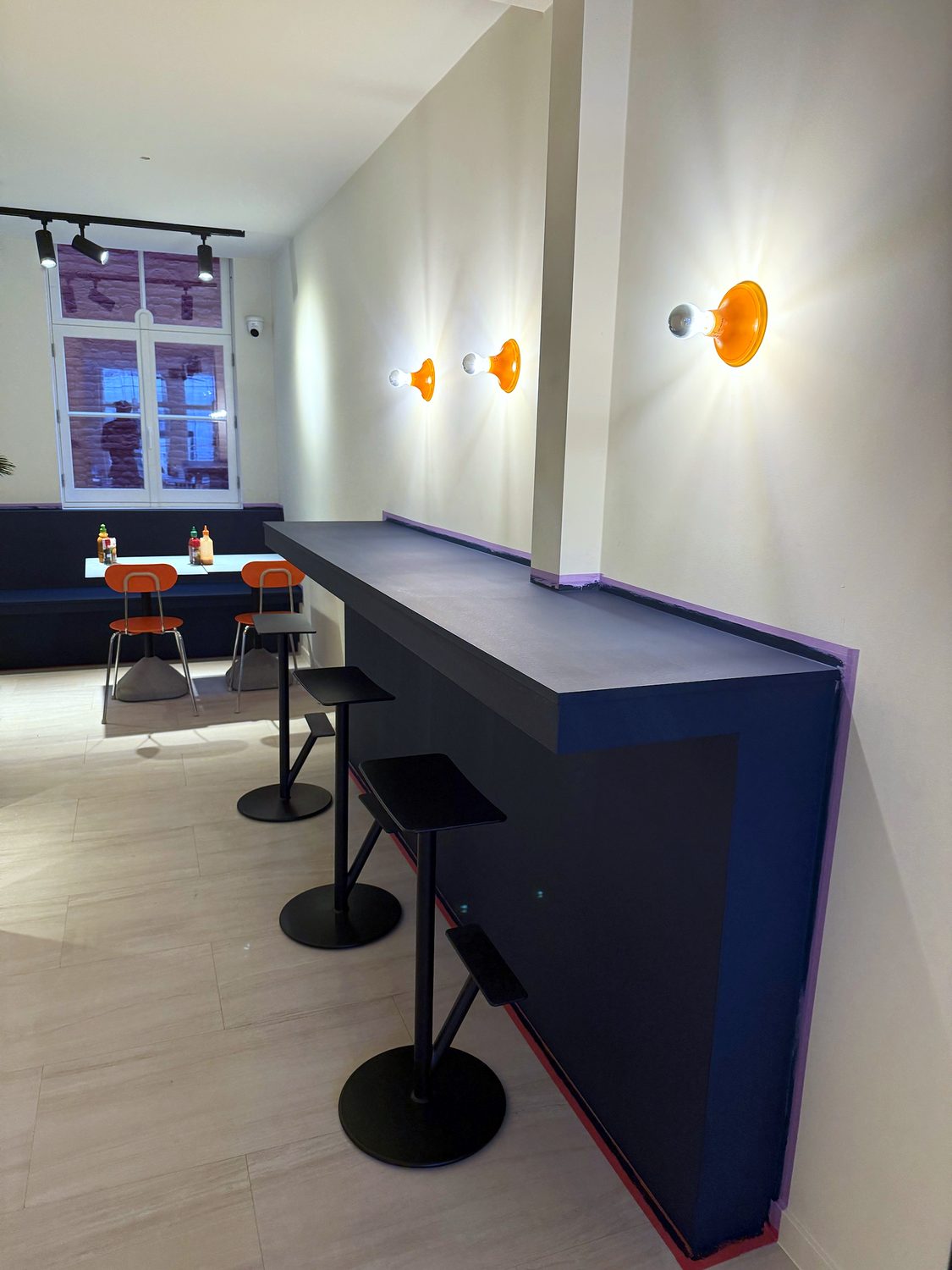 Bar op maat langs de wand